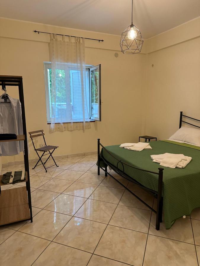 In Famiglia Apartment And Rooms For Pompei, Amalfi, Sorrento And Salerno Sant'Egidio del Monte Albino Exterior foto